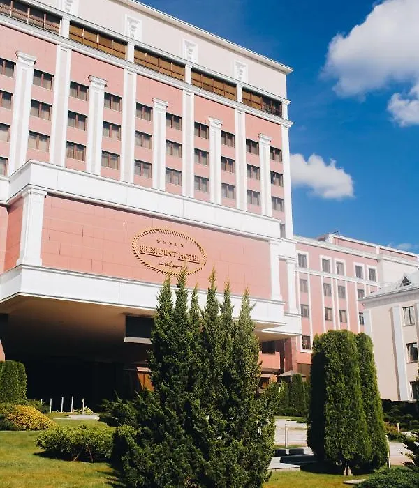 President Hotel-1
